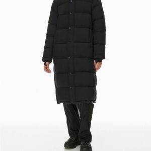 Aritzia puffer